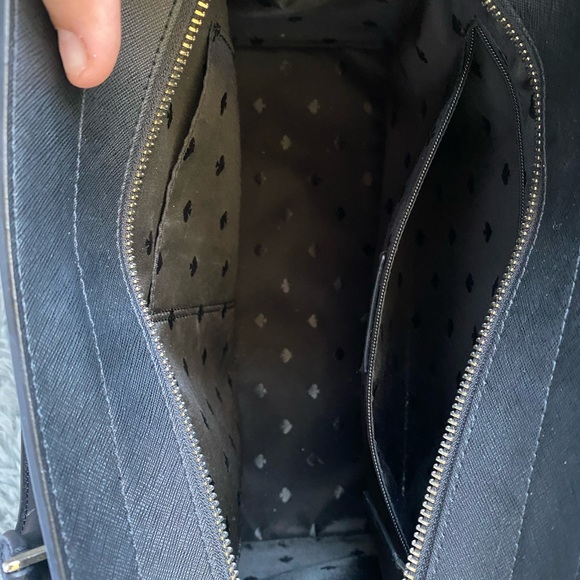 Classic Kate Spade Tote - Picture 5 of 6